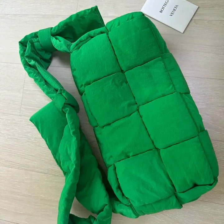 [BUNJANG] Bottega Veneta Padded Cassette Bag / 보테가베네타 패딩 카세트백