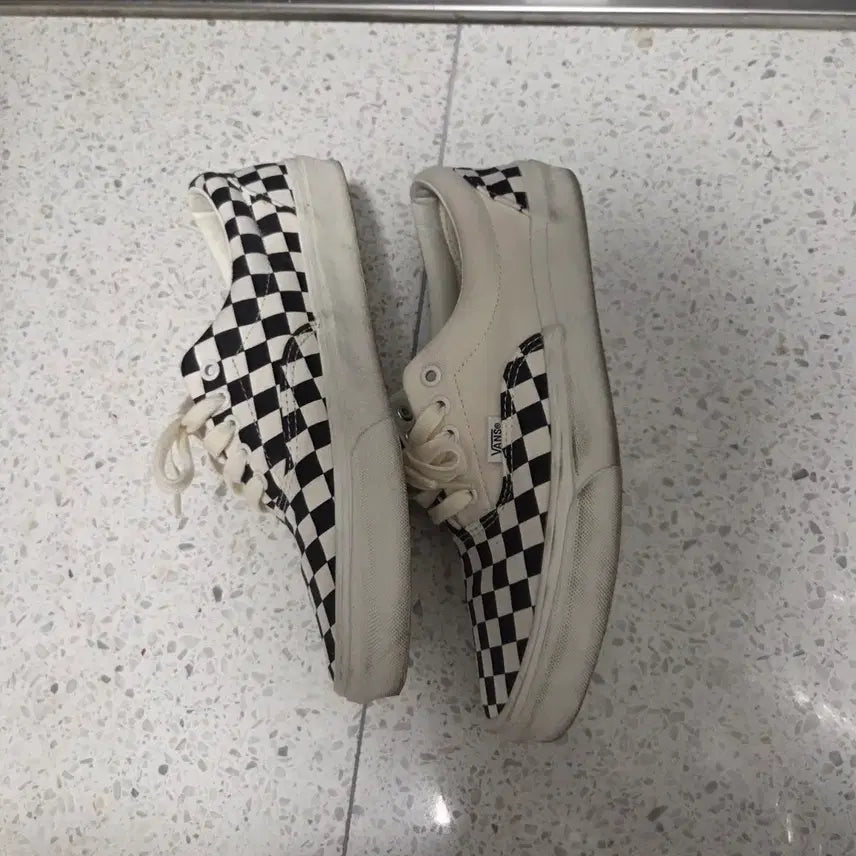 [BUNJANG] Vans Era Checkerboard Black Marshmallow / [280] 반스 에라 체커보드 블랙 마쉬멜로우