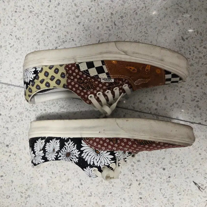 [BUNJANG] Vans Era Tiger Patchwork Black True White / [280] 반스 에라 타이거 패치워크 블랙 트루 화이트