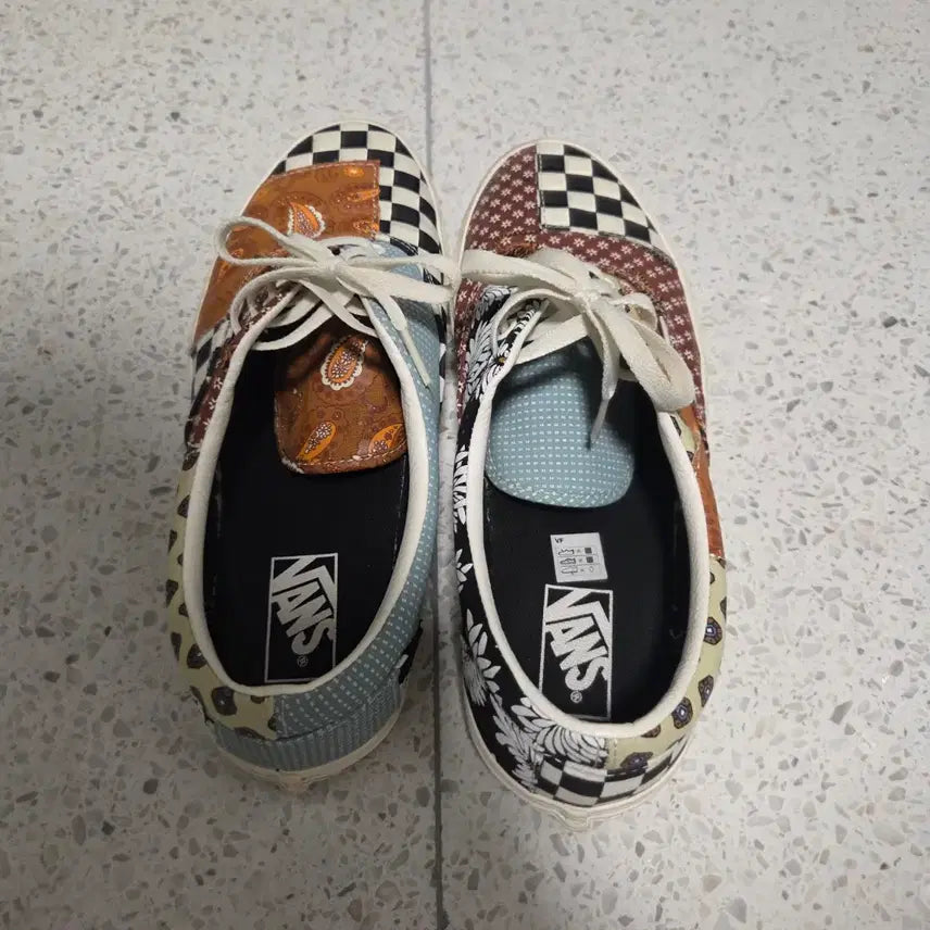 [BUNJANG] Vans Era Tiger Patchwork Black True White / [280] 반스 에라 타이거 패치워크 블랙 트루 화이트