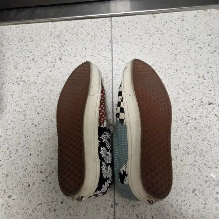 [BUNJANG] Vans Era Tiger Patchwork Black True White / [280] 반스 에라 타이거 패치워크 블랙 트루 화이트