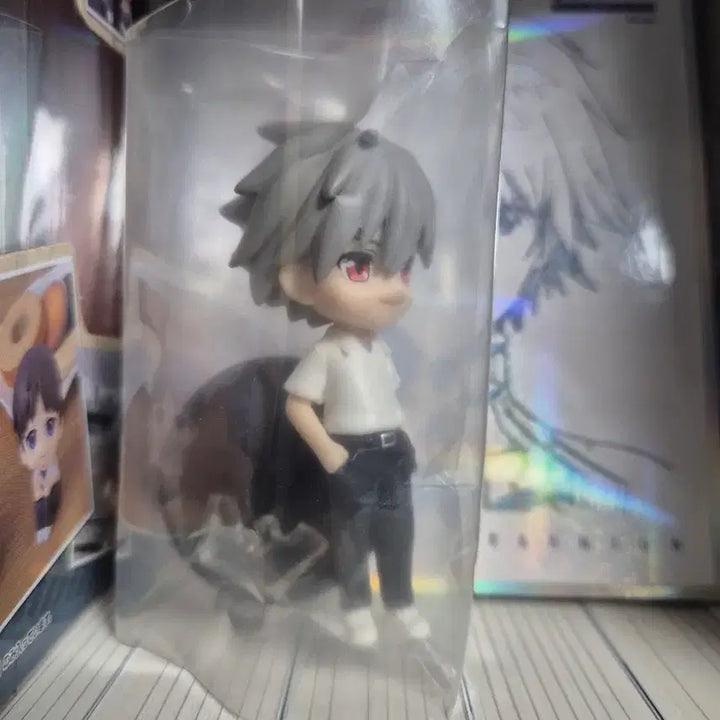 [BUNJANG] Evangelion Nagisa Kaoru Primo Figure / 에반게리온 나기사카오루 프리모 피규어
