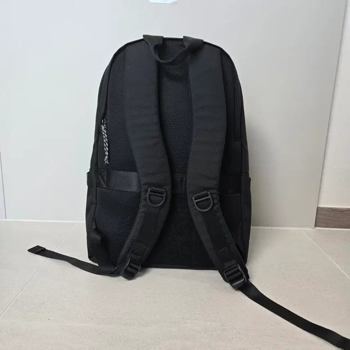 [BUNJANG] Kodak Black Backpack + Pouch Set / 코닥 블랙 백팩 + 파우치 세트  남녀공용