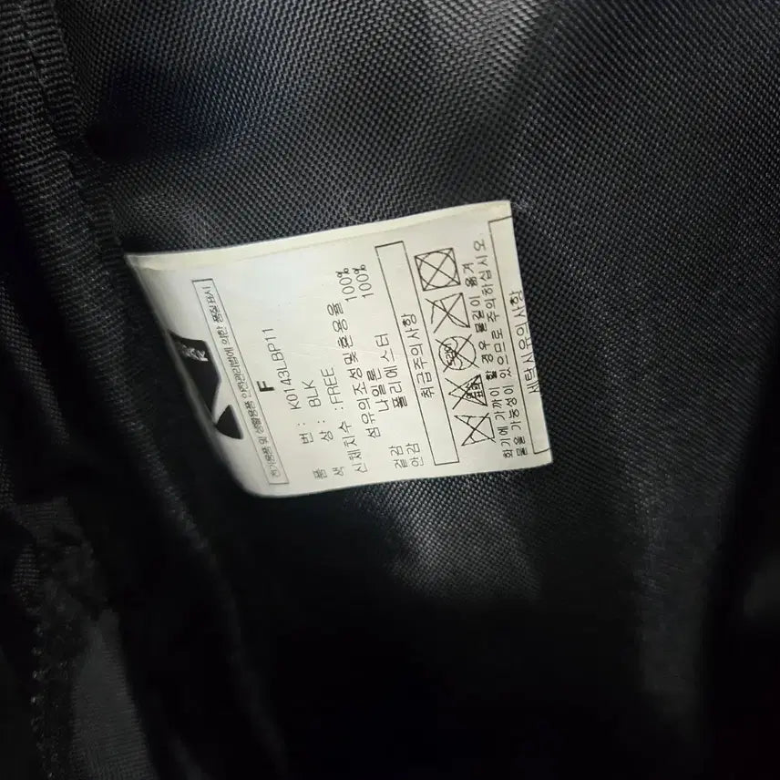 [BUNJANG] Kodak Black Backpack + Pouch Set / 코닥 블랙 백팩 + 파우치 세트  남녀공용