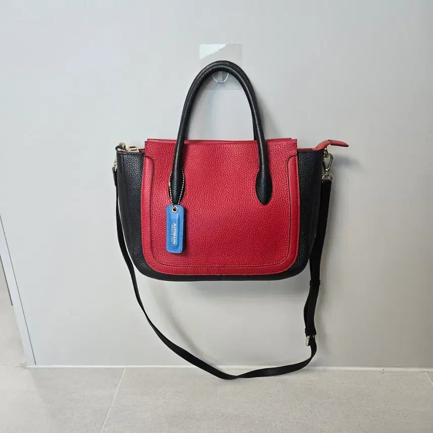 [BUNJANG] Autobahn Red/Black Leather Tote Bag / 아우토반 쨍한 레드/블랙 가죽 토트백 숄더백