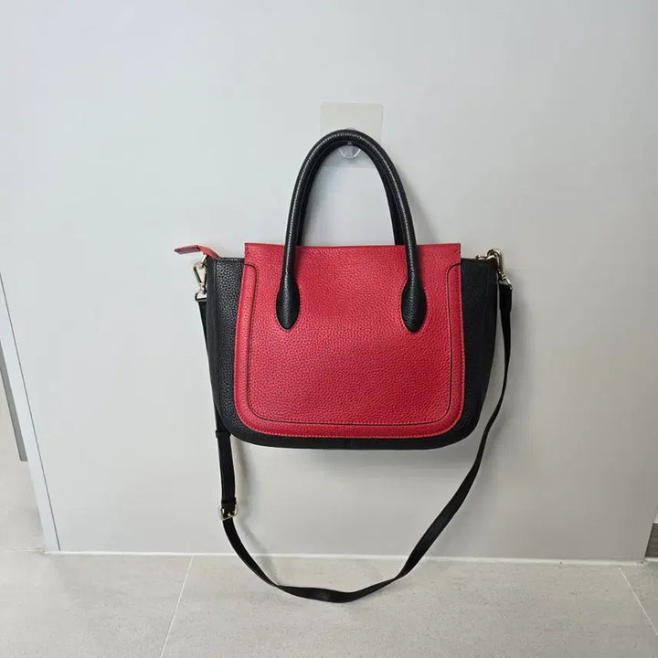 [BUNJANG] Autobahn Red/Black Leather Tote Bag / 아우토반 쨍한 레드/블랙 가죽 토트백 숄더백