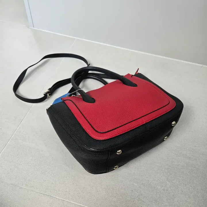 [BUNJANG] Autobahn Red/Black Leather Tote Bag / 아우토반 쨍한 레드/블랙 가죽 토트백 숄더백