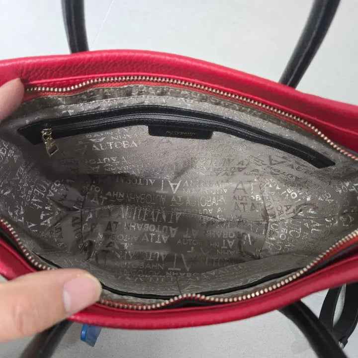 [BUNJANG] Autobahn Red/Black Leather Tote Bag / 아우토반 쨍한 레드/블랙 가죽 토트백 숄더백