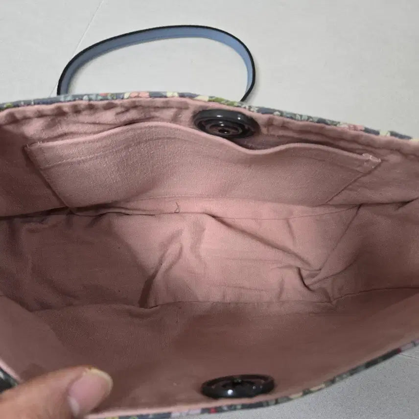 [BUNJANG] Quilted Shoulder Bag Blue Floral Pattern / 퀼트가방 상태굿 플라워 패턴 숄더백 크로스백