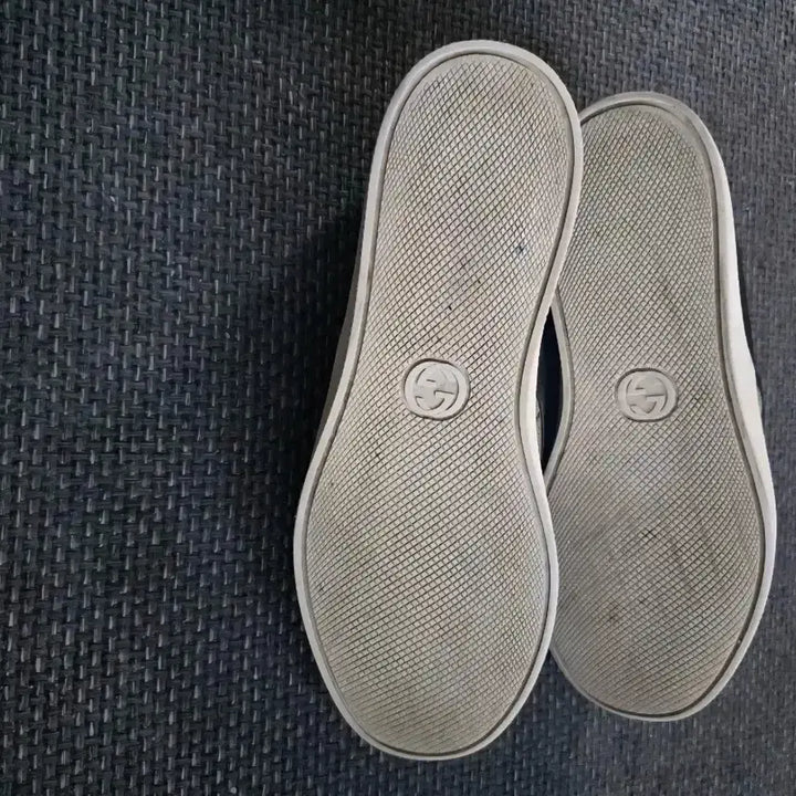 [BUNJANG] Gucci Wolf Slip-on Shoes / 구찌 울프 슬립온 7사이즈