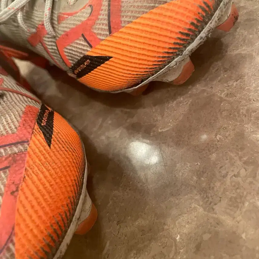 [SOLD OUT] 푸마 울트라 5 얼티메이트fg 최상급 축구화