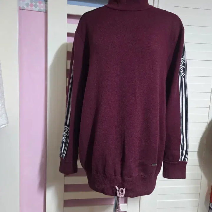 [BUNJANG] Volvik Golf Apparel Fleece Pullover Burgundy / Volvik 골프웨어 기모 풀오버 버건디 두께감 있음