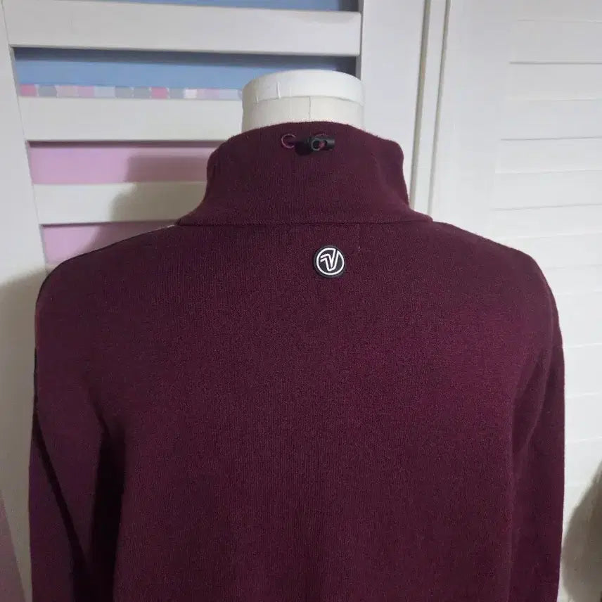 [BUNJANG] Volvik Golf Apparel Fleece Pullover Burgundy / Volvik 골프웨어 기모 풀오버 버건디 두께감 있음