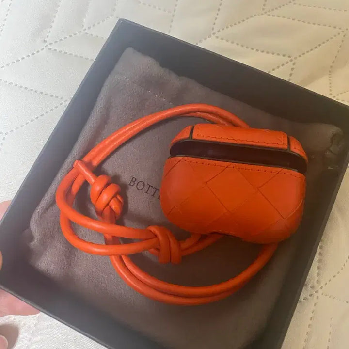 [BUNJANG] Bottega Veneta Airpods Pro Case / 보테가 베네타 에어팟 프로 케이스