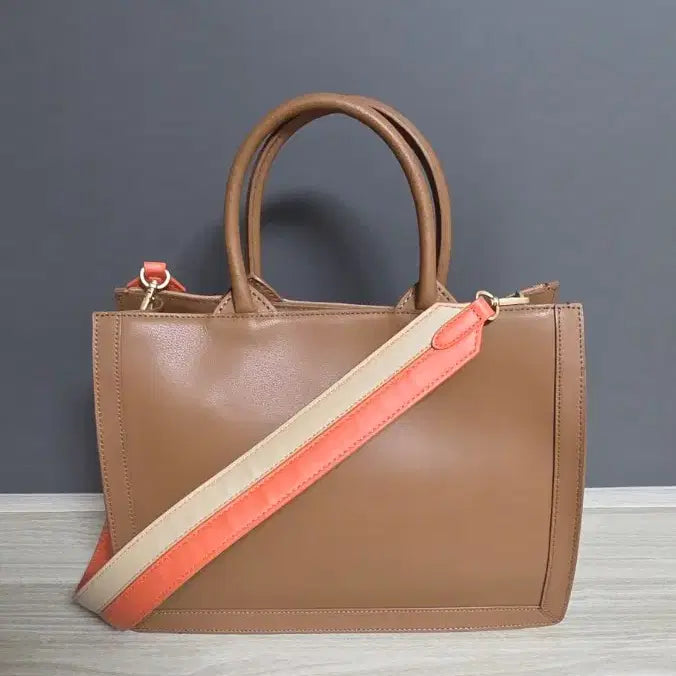 [BUNJANG] Cacharel Strap Tote Bag / 까사렐 스트랩 토트백