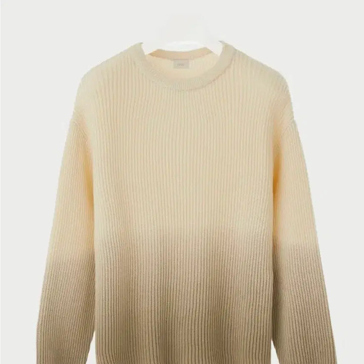 [BUNJANG] Cour Gradient Knit M Size / 쿠어 그라데이션 니트 M사이즈