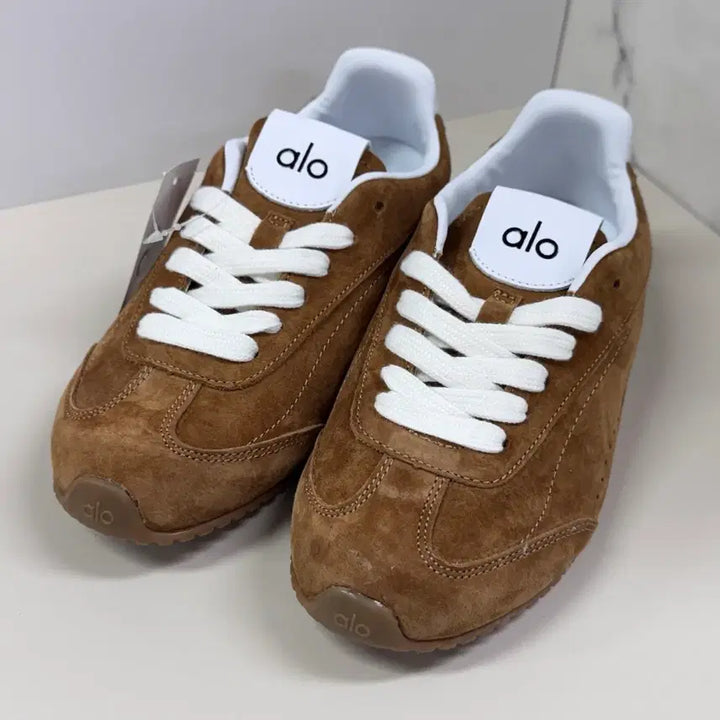 [BUNJANG] ALOH Sunset Sneakers / 알로 스웨이드 운동화