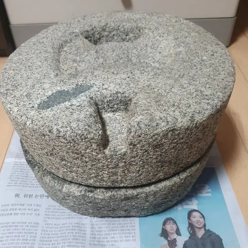 [BUNJANG] Traditional Korean Stone Mill / 맷돌 (맷짝)