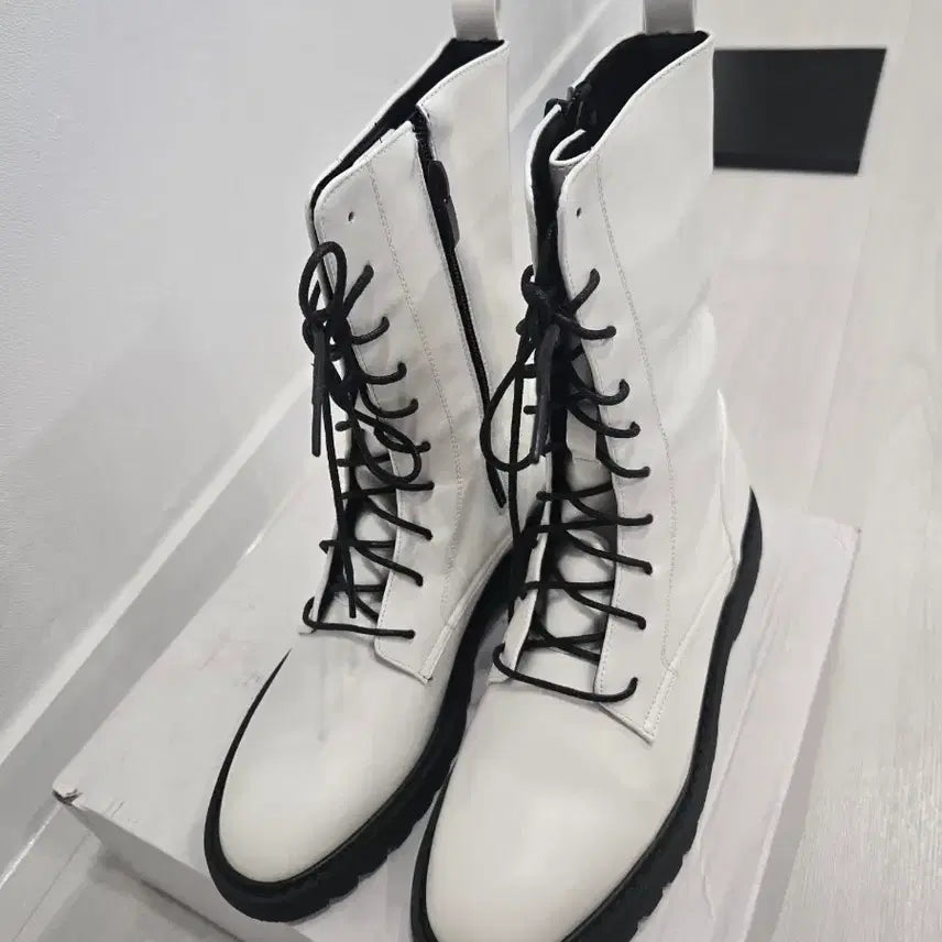 [BUNJANG] General Item White Long Lace-Up Boots / 화이트 롱 레이스업 부츠