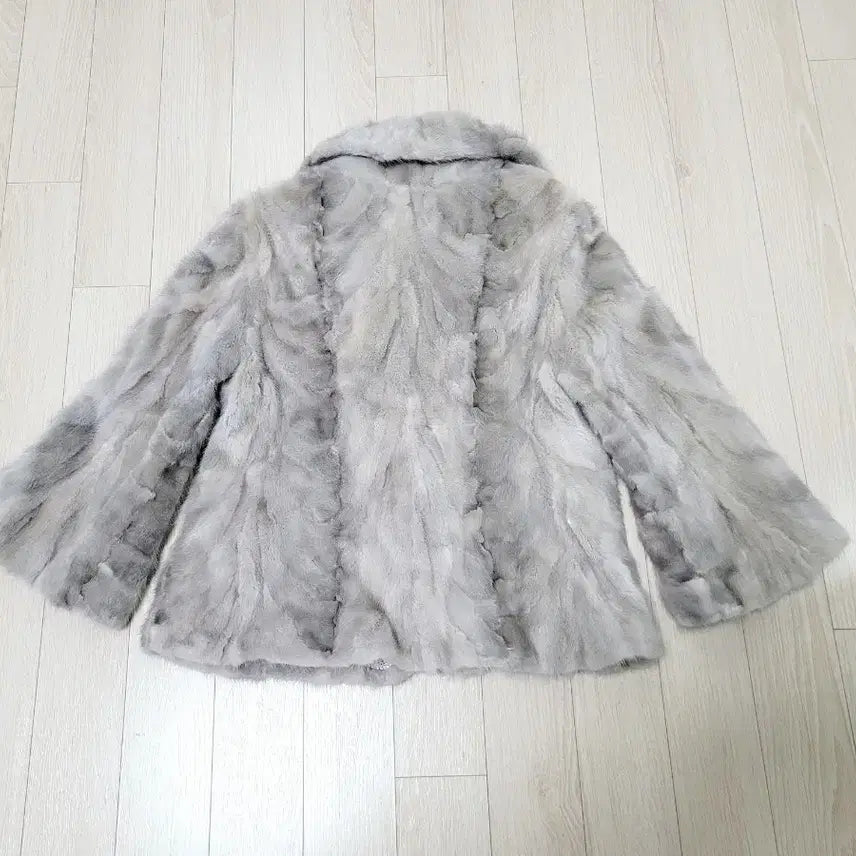 [BUNJANG] ELLE Real Mink Jacket (Size 55-55.5) / ELLE(엘르) 리얼  밍크 자켓 (55~55반)드라이완료