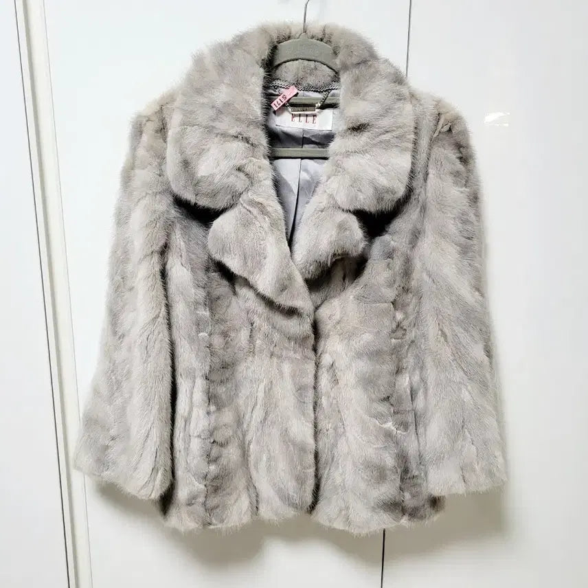 [BUNJANG] ELLE Real Mink Jacket (Size 55-55.5) / ELLE(엘르) 리얼  밍크 자켓 (55~55반)드라이완료