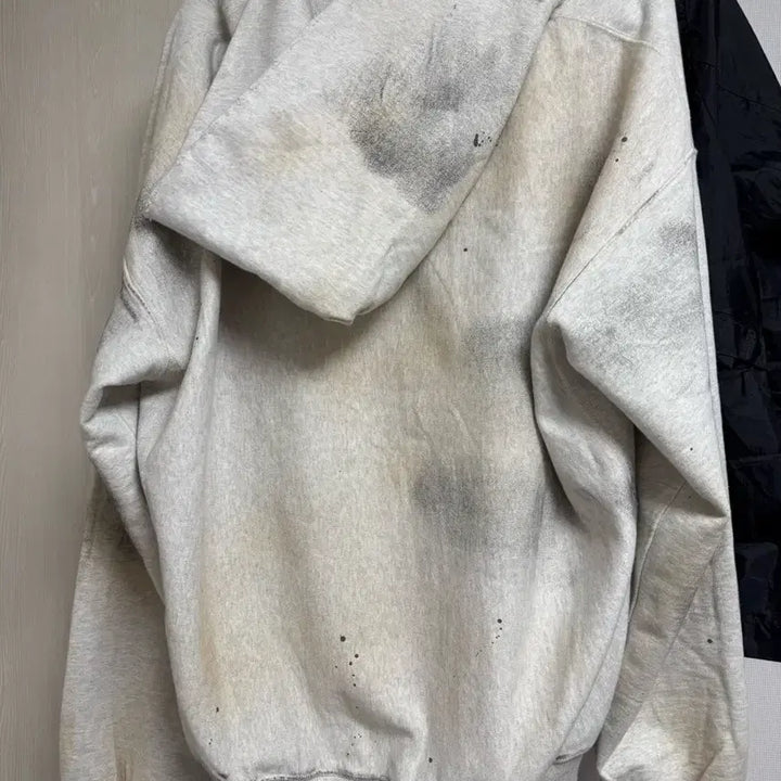 [BUNJANG] Lost Town Supply Hoodie / 로스트타운서플라이 데미지 후디