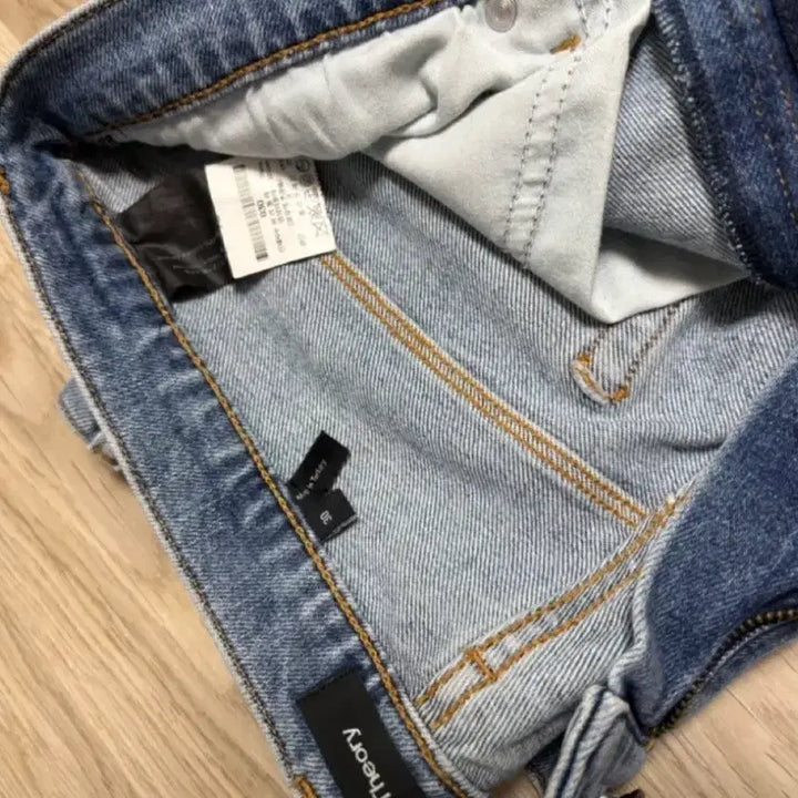 [BUNJANG] Theory Lafi Denim 30 / Theory 띠어리 라피 데님 30 중청