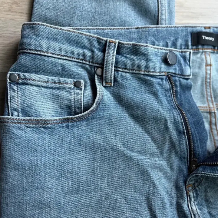 [BUNJANG] Theory Lafi Denim 30 / Theory 띠어리 라피 데님 30 중청