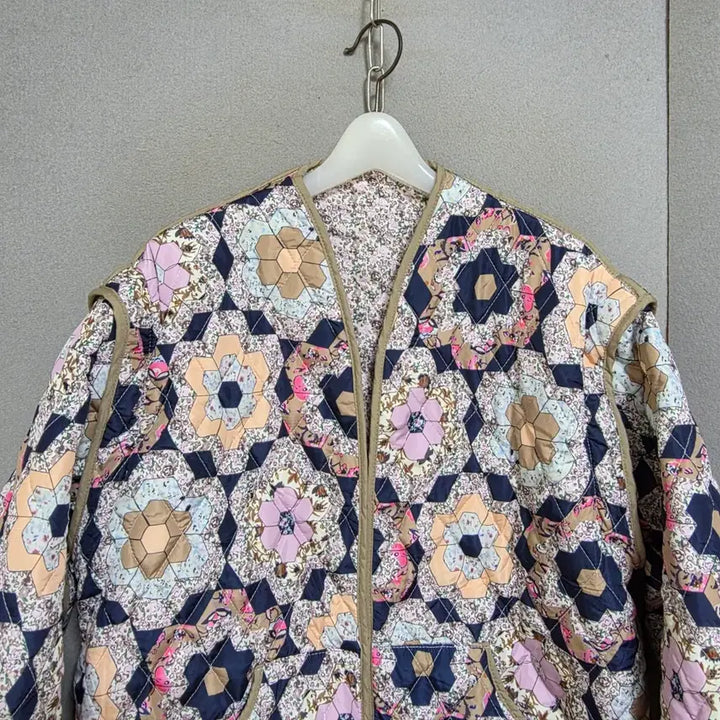 [BUNJANG] FF N1802 Quilted Jacket / 플라워무늬 가벼운 누빔 점퍼 FF  n1802