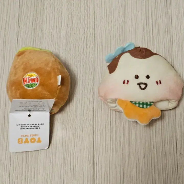 [BUNJANG] Kiwi Bird Reversal Plush Keychain / 키위새, 빵 반전인형 키링