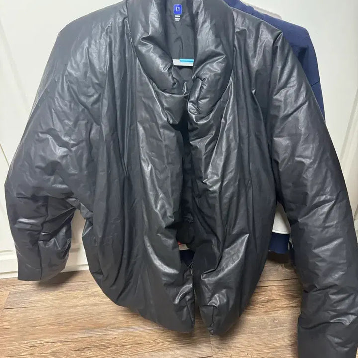 [BUNJANG] IZ*ONE Gap Round Jacket (Black, M) / 이지 갭 라운드 자켓 블랙 (M사이즈)