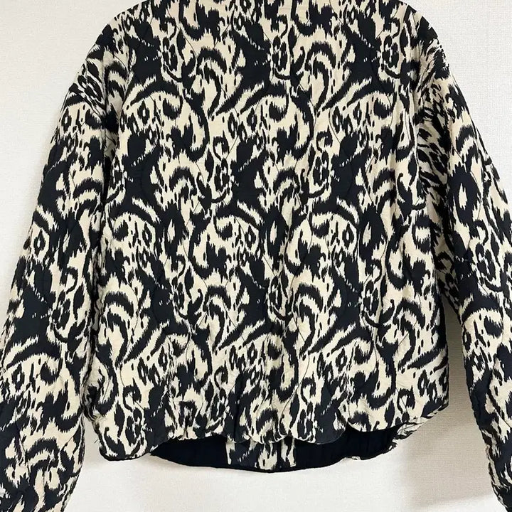 [BUNJANG] Zara Animal Pattern Padded Jumper XS / 자라 애니멀 패턴 패딩 점퍼 XS