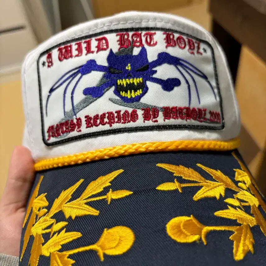 [BUNJANG] Awailbatboyz White Cap / awailbatboyz 화이트 캡