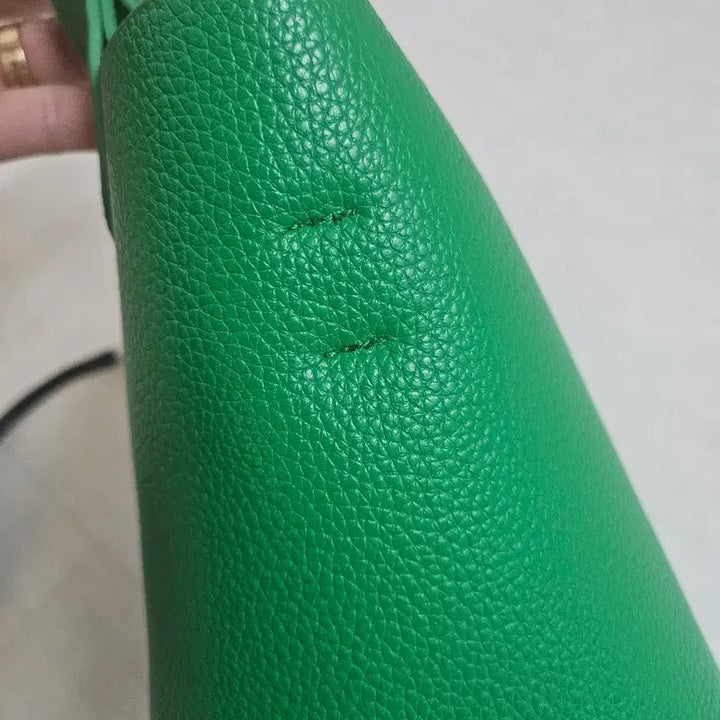 [BUNJANG] Green Crossbody Bag / 여성가방