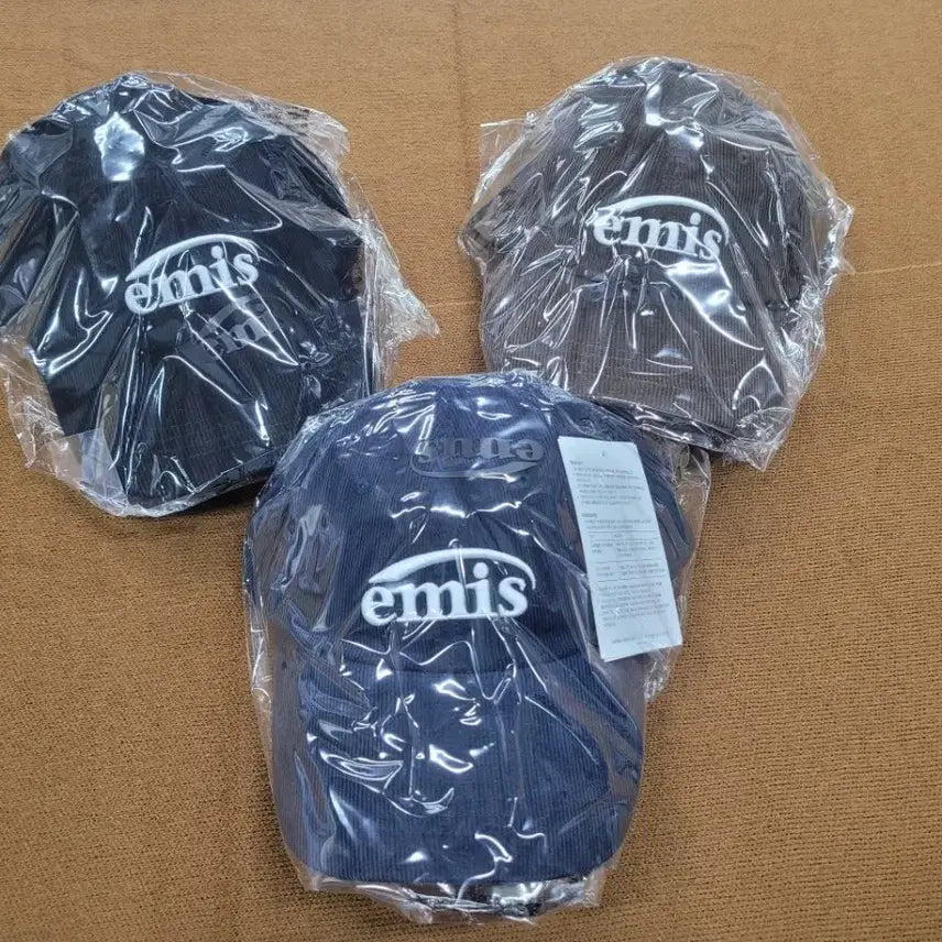 [BUNJANG] Emis Corduroy Ball Cap / 이미스 코듀로이 볼캡 모자 블랙/네이비/브라운