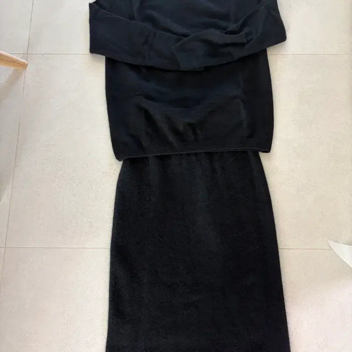 [BUNJANG] N/A Black Angora Knit Set / 검정 앙고라 니트 치마 세트