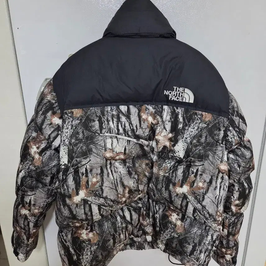 [BUNJANG] The North Face Eco Nuptse Leaf Pattern Jacket / 노스페이스 에코눕시  낙엽 L