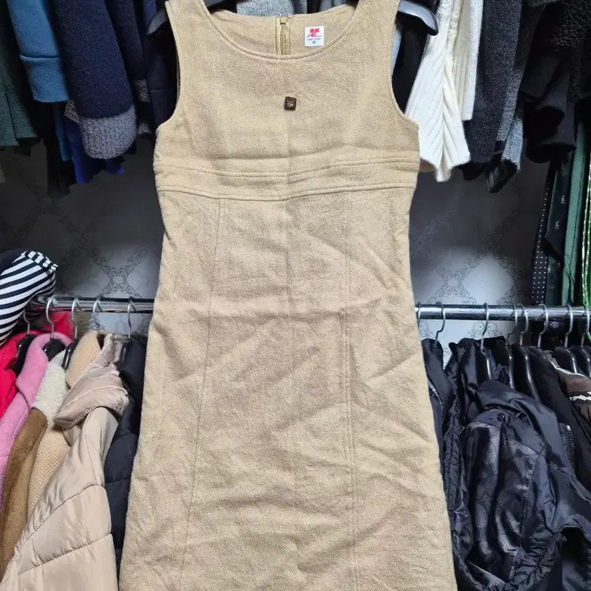 [BUNJANG] Courrèges Beige Dress 2T / 꾸레쥬 베이지 원피스 2T