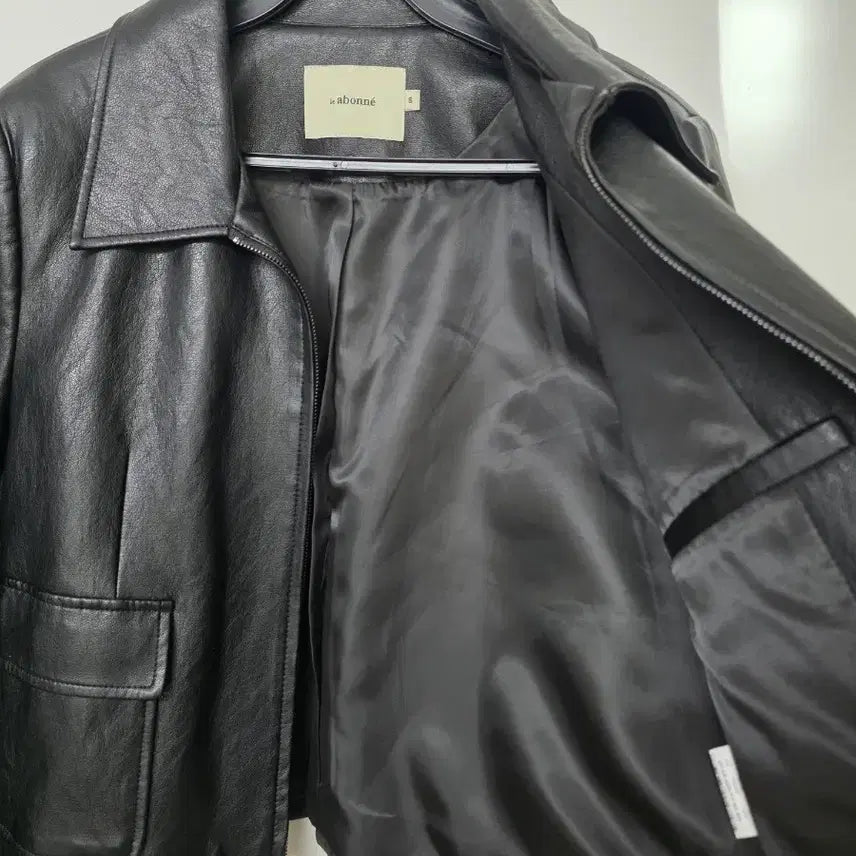 [BUNJANG] Le Avone Black Leather Jacket / 르아보네 블랙 레더 자켓