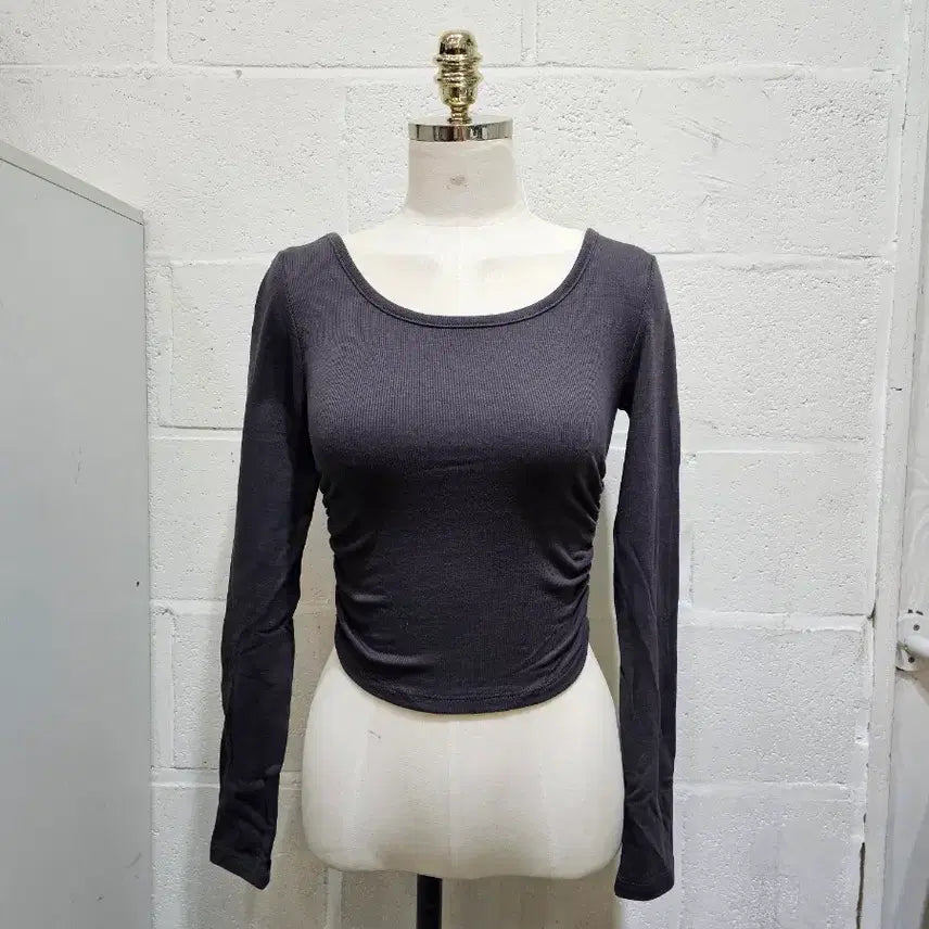 [BUNJANG] Basic Crop Top / 밑단u 안감기모 크롭 옆셔링 긴팔- 차콜
