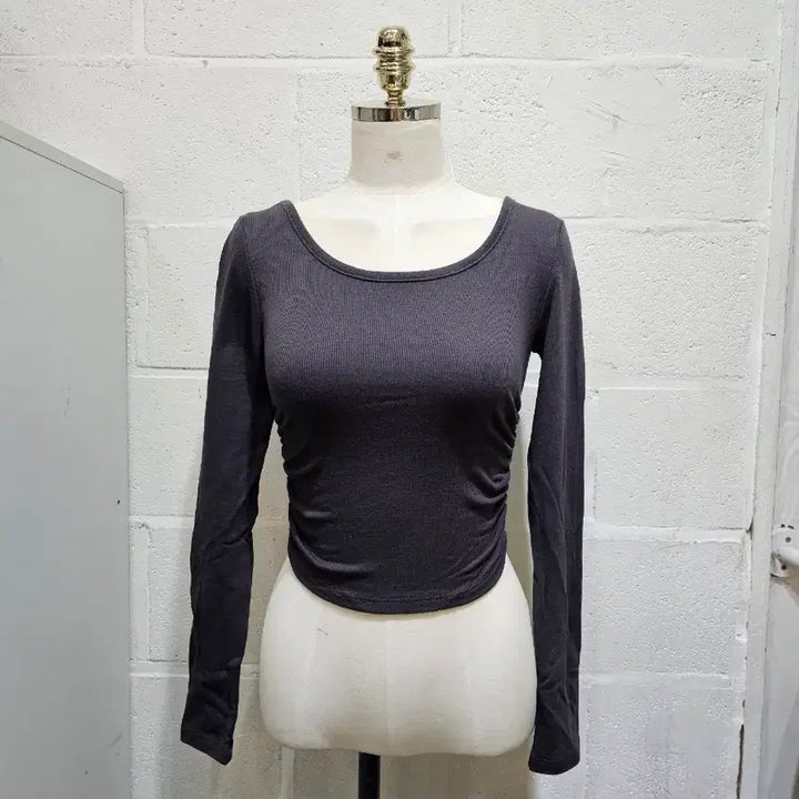 [BUNJANG] Basic Crop Top / 밑단u 안감기모 크롭 옆셔링 긴팔- 차콜