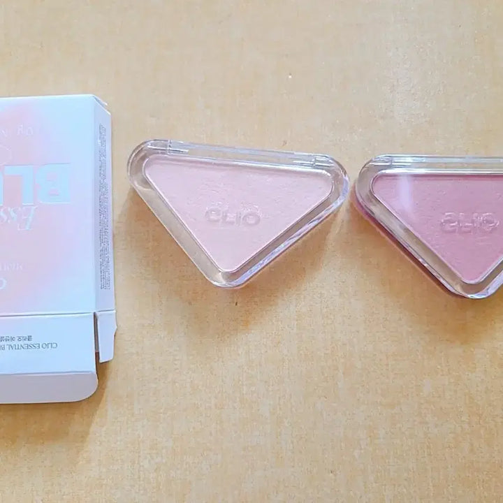 [BUNJANG] Clio Essential Blush Tab - Fluffy Peach & Lost Berry / 클리오 에센셜 블러쉬 탭 플러피 피치 로스트 베리
