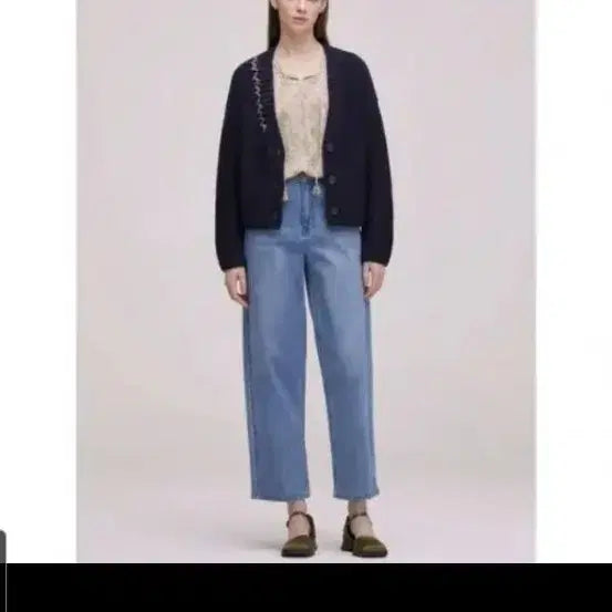 [BUNJANG] Thursday Island Embroidered Point Slub Cardigan / 써스데이아일랜드 자수포인트슬럽가디건