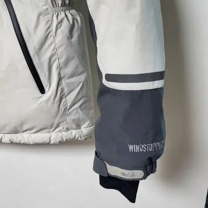 [BUNJANG] Discovery Expedition Padded Jacket / 디스커버리 익스페디션 패딩 점퍼