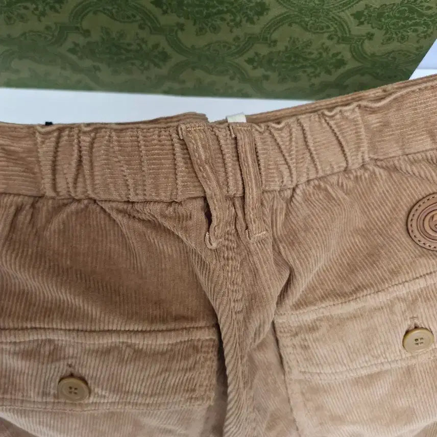 [BUNJANG] Gucci GG Corduroy Pants / 국내판새상품)구찌 GG 가죽탭 옆선 코듀로이 골덴 바지