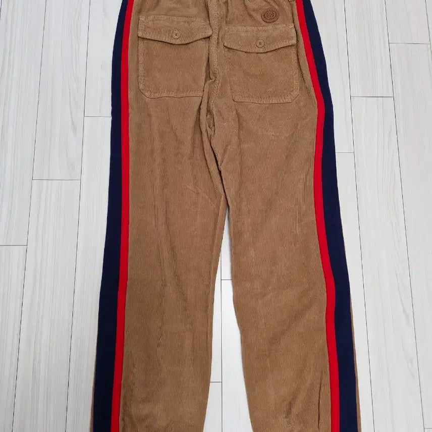 [BUNJANG] Gucci GG Corduroy Pants / 국내판새상품)구찌 GG 가죽탭 옆선 코듀로이 골덴 바지