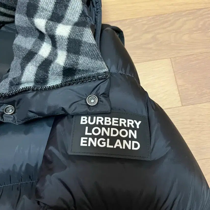 [BUNJANG] Burberry Rockwell Down Puffer Jacket / 버버리 록웰 다운 푸퍼패딩