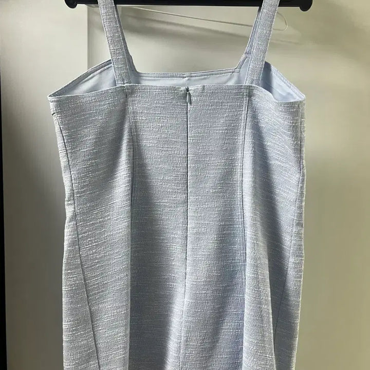 [BUNJANG] Love Me Us OAR Tweed Tank Blouse / 러브미우 오아르 트위드 나시 블라우스