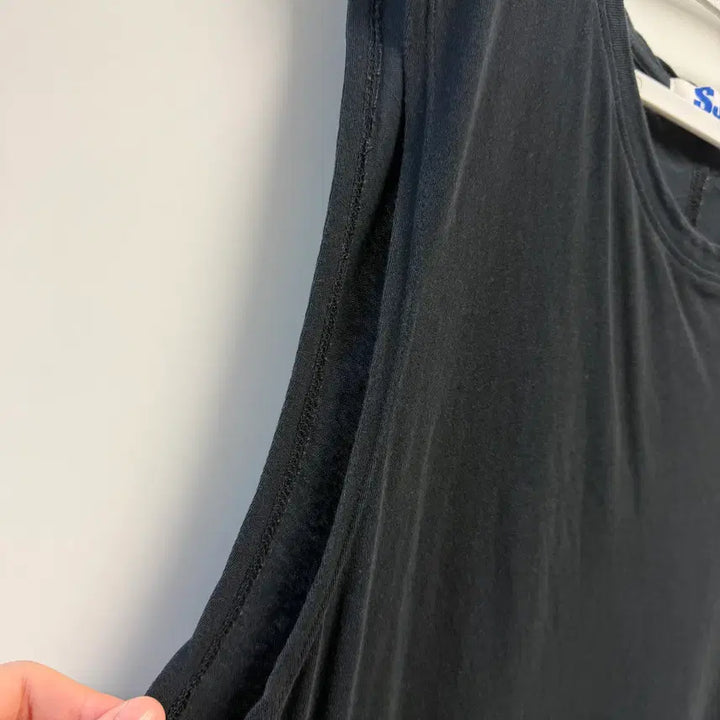 [BUNJANG] SJYP Sleeveless T-shirt Black / SJYP  민소매 티셔츠 블랙
