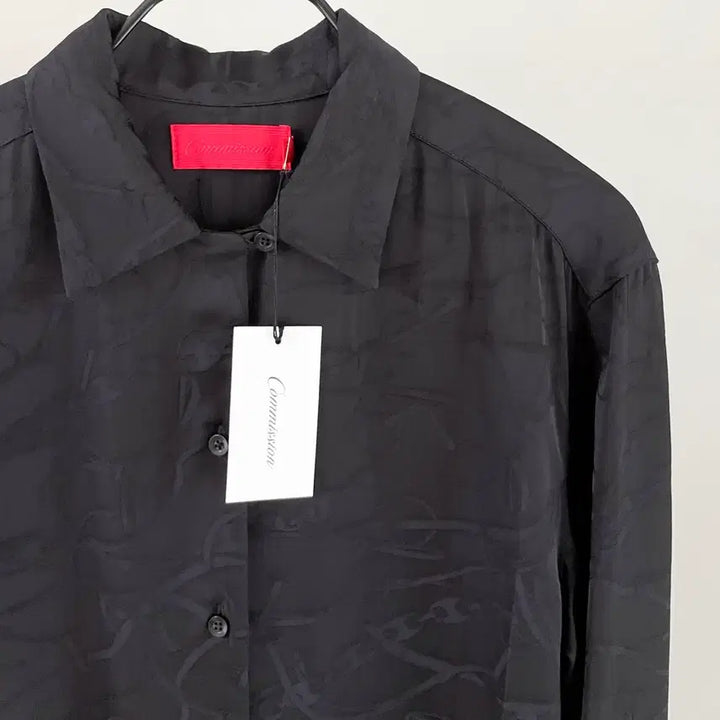 [BUNJANG] Commission Geometric Pattern Blouse / 커미션 기하학 패턴 블라우스